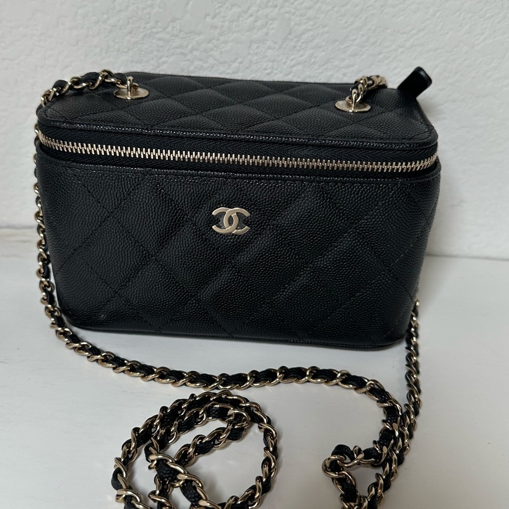 Chanel Small Caviar Vanity Case Rectangle With Ch… - image 2